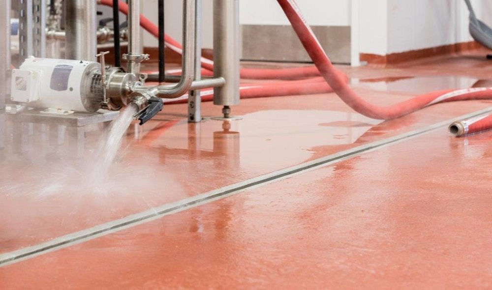 新的啤酒設(shè)備到位，使用前要如何清洗？